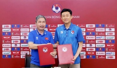VFF chính thức ký hợp đồng với trợ lý HLV trưởng Choi Won Kwon