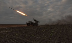 Ukraine nêu lý do vũ khí Mỹ viện trợ nên được dùng để tấn công lãnh thổ Nga