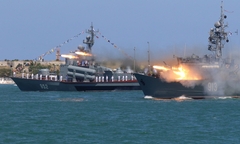 Ukraine tuyên bố phá hủy tàu quét mìn biển Kovrovets của Nga