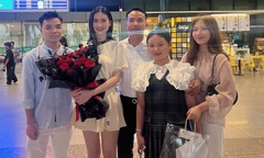 Hoa hậu Ý Nhi về Việt Nam, bạn trai cùng gia đình ra tận sân bay đón