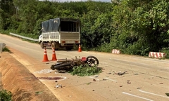 Tin tức tai nạn giao thông mới nhất ngày 6/6: Va chạm với xe tải, 1 người chết