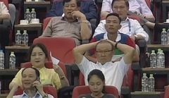 Động thái của HLV Park Hang Seo trong ngày đội tuyển Việt Nam thắng đầy cảm xúc