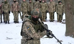 Ông Zelensky tiết lộ Ukraine chuẩn bị  tăng cường năng lực quân đội 
