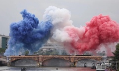 Cận cảnh buổi lễ khai mạc trên sông của Olympic Paris 2024: Ấn tượng và độc đáo