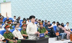 Xét xử 111 bị cáo của  "tập đoàn " đòi nợ thuê từng đe dọa nổ trường học