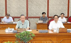 Tổng Bí thư, Chủ tịch nước Tô Lâm chủ trì Phiên họp thường kỳ Bộ Chính trị