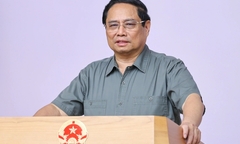 Thủ tướng yêu cầu xuất cấp ngay gạo dự trữ, tập trung cao độ cho việc cứu người