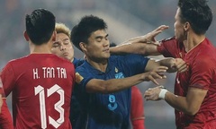 Cầu thủ Thái Lan “vuốt má” Quế Ngọc Hải