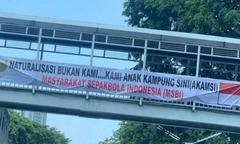 CĐV Indonesia xuống đường biểu tình, phản đối nhập tịch cầu thủ