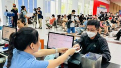 Hơn 26.000 vé tàu Tết hết sạch trong 2 tiếng ngày đầu mở bán 