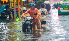 Thời tiết hôm nay ngày 9/10: Hà Nội nắng đẹp, TP.HCM mưa rất to