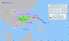 Bão Trà Mi giật cấp 12, dự báo liên tục đổi hướng 