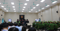 Cựu Giám đốc Sở Y tế Bắc Ninh bật khóc tại tòa: “Nhận 500 triệu nhưng không nghĩ là tiền dự án”
