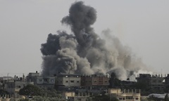 Israel giáng  "cuồng phong hỏa lực ", tốc tiến tại Syria, cách thủ đô Damascus chỉ khoảng 20km