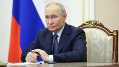 Tổng thống Putin: Nga sở hữu phương tiện có thể thay thế vũ khí hạt nhân 