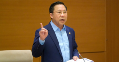 Hé lộ chuyện nhận bộ cổng bằng gỗ lim và việc ông Lưu Bình Nhưỡng “can thiệp tòa án” bất thành