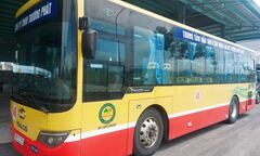 Độ tuổi tối đa điều khiển các loại xe hạng E là bao nhiêu? 