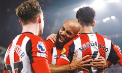 Man City tiếc nuối  "đánh rơi " chiến thắng, bị Brentford  "hạ gục " ở phút 90+2
