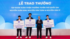 Nguyễn Xuân Son nhận tin vui từ CLB Nam Định dịp Tết Ất Tỵ 