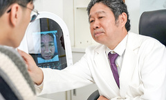 Chân dung bác sĩ Nguyễn Quốc Hưng trong ngành da liễu: Từ tâm đến tài