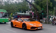 Đại gia Hà Nội tậu Lamborghini Huracan biển  "san bằng tất cả " 43A-567.89