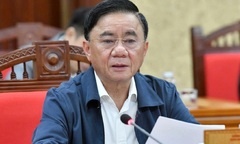Kết luận của Bộ Chính trị về điều chỉnh phạm vi và đối tượng áp dụng chính sách, chế độ đối với cán bộ trong thực hiện sắp xếp