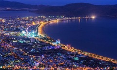 Về Quy Nhơn dạo phố đêm bằng xe ngựa