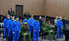 Tuyên án 13 bị cáo vụ AIC: Cựu Phó Vụ trưởng bị phạt 7 năm tù
