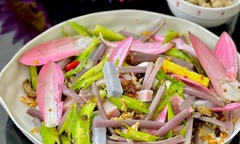 Hà Giang có món bánh  "kỳ quặc ", ai ăn xong cũng mê tít