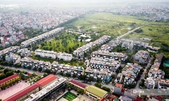 Doanh nghiệp bất động sản 2025: Kẻ tăng tốc, người  "siết tay phanh "