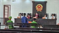  "Giở trò " đồi bại với cháu gái 11 tuổi,  gã đàn ông bị tuyên phạt 15 năm tù