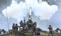 Ukraine dồn quân đến  "pháo đài cuối cùng " ở Kursk, quyết giữ  "quân bài mặc cả " trên đất Nga