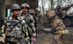 So sánh sức mạnh quân sự giữa Ấn Độ và Pakistan năm 2025: Nước nào vượt trội hơn?