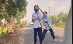 Xôn xao clip nữ sinh bị đánh hội đồng nhiều lần ở TP.HCM: Phòng GD&ĐT lên tiếng, hé lộ tình tiết bất ngờ