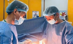 Kích hoạt  "báo động đỏ " cứu hai sinh viên nguy kịch, vết thương khắp cơ thể
