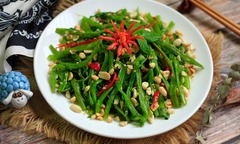 Nộm rau muống giòn ngon, thanh mát