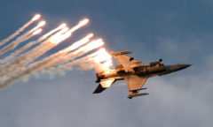 Ukraine bất ngờ lên tiếng thừa nhận  "Rắn hổ lục " F-16 bị rơi khi đối đầu UAV Nga