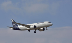 Phi công bất ngờ mất ý thức, chuyến bay chở gần 200 hành khách bay suốt 10 phút không ai điều khiển