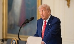 Tổng thống Trump bất ngờ tiết lộ thời gian điện đàm với Tổng thống Nga, lãnh đạo Ukraine