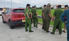 CSGT chốt chặn trên cao tốc, bắt nhóm đối tượng vừa gây án đang bỏ trốn