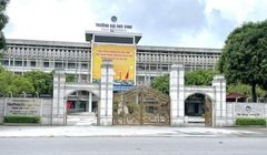 Vụ nữ sinh Trường ĐH Vinh "tố " bị gạ gẫm, sàm sỡ: Tạm đình chỉ công tác một cán bộ