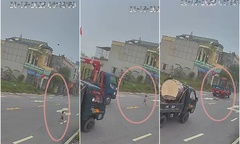 Clip: Đau lòng khoảnh khắc bé trai 30 tháng tuổi băng qua đường một mình, bị xe tải tông