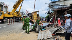 Vụ xe ben chở cát tông vào nhà dân ở Quảng Ngãi: Thêm một người tử vong