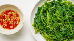 6 nhóm người không nên ăn rau muống?