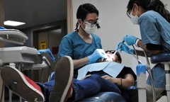 Định mệnh nghiệt ngã từ sai sót y khoa Đông-Tây: Đi khám răng, 8 bệnh nhân tử vong vì bị lây bệnh truyền nhiễm