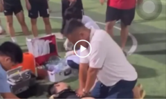 Xót xa: Clip ghi lại khoảnh khắc cựu cầu thủ futsal TP.HCM đột tử khi đang thi đấu trên sân