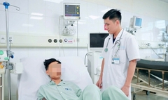 Chạy đua với thời gian cứu bệnh nhân bị thang máy kẹp vào cổ hơn 2 phút, hôn mê sâu, suy tuần hoàn
