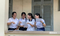 Đề thi, đáp án gợi ý môn tiếng Anh vào lớp 10 THPT 2025 ở TP.HCM nhanh nhất, chính xác nhất