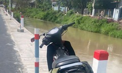 2 mẹ con rơi xuống kênh nước trên đường về ngoại, chỉ cứu được con trai 3 tuổi