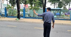 Nơi không có vạch kẻ đường thì người đi bộ được qua đường khi nào